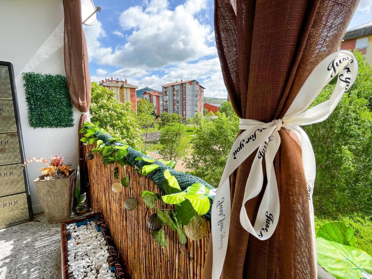 Sova Apartamento Vrsac Exterior foto