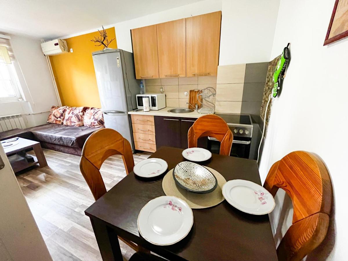 Sova Apartamento Vrsac Exterior foto